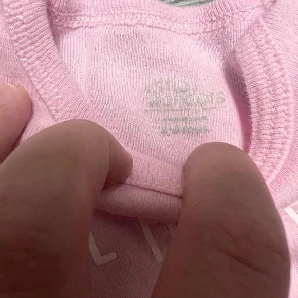 Baby 3-6 month Graphic Tee Bundle - Picture 4 of 9